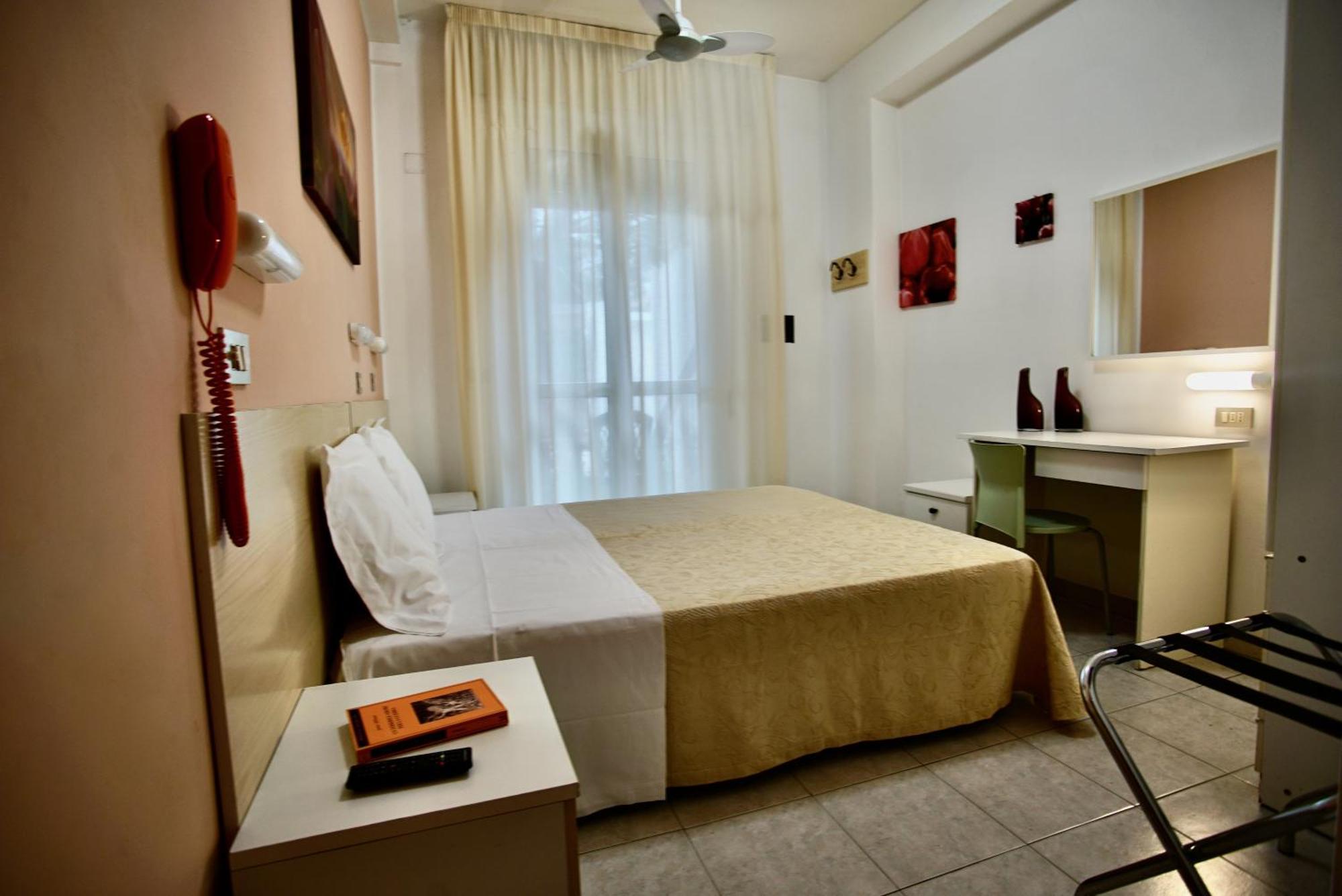 Hotel Dell'Angelo Rimini Luaran gambar